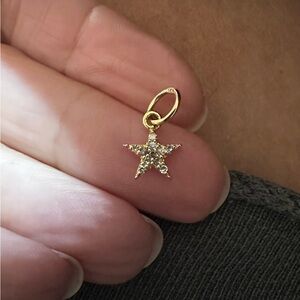 14K SOLID GOLD genuine DIAMOND star charm ✨